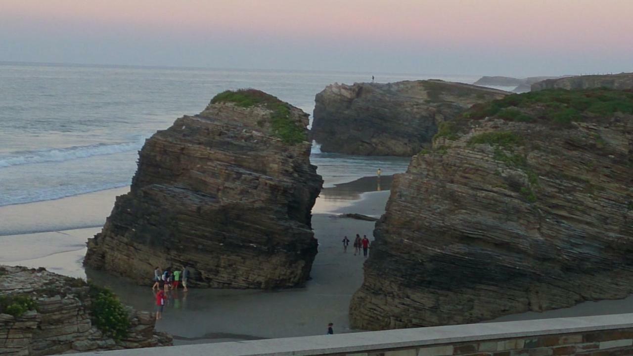 Duplex Tres Dormitorios Playa A Rapadoira Foz Kültér fotó